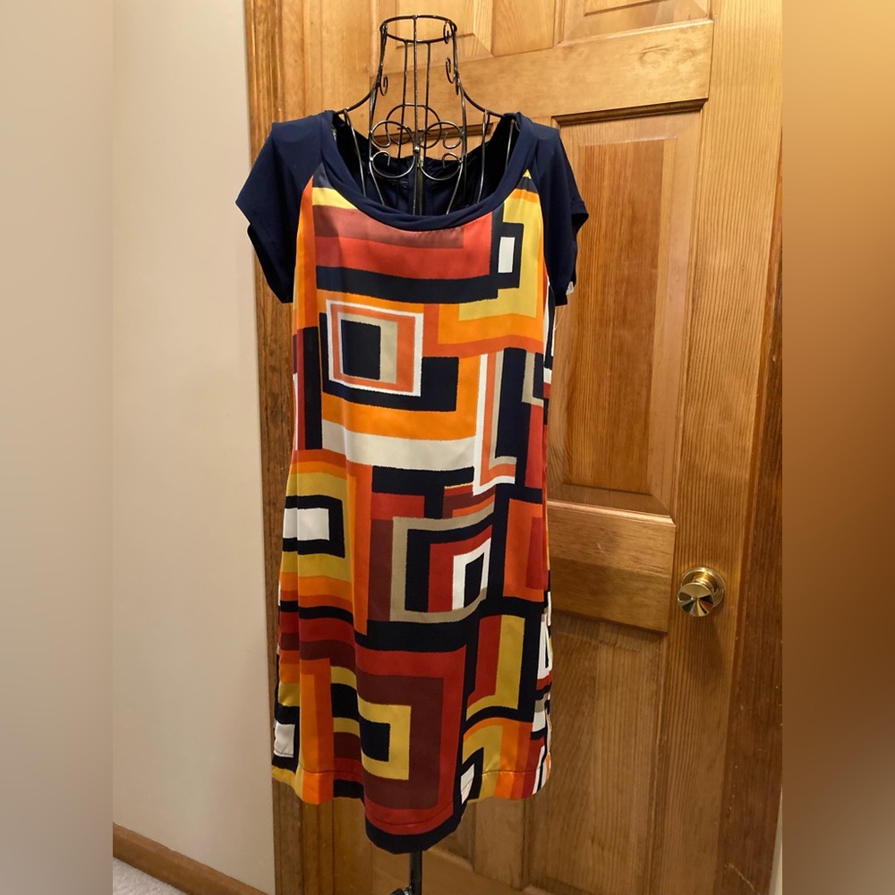 Bisou Bisou dress size 4 in offwhite/rust/navy NWT